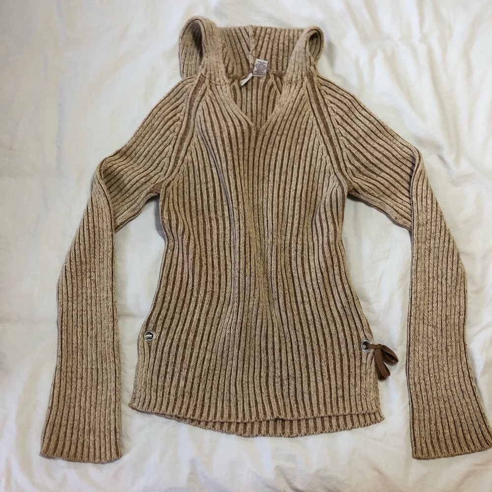 Snowflake Brand Chunky Knit Hooded Sweater